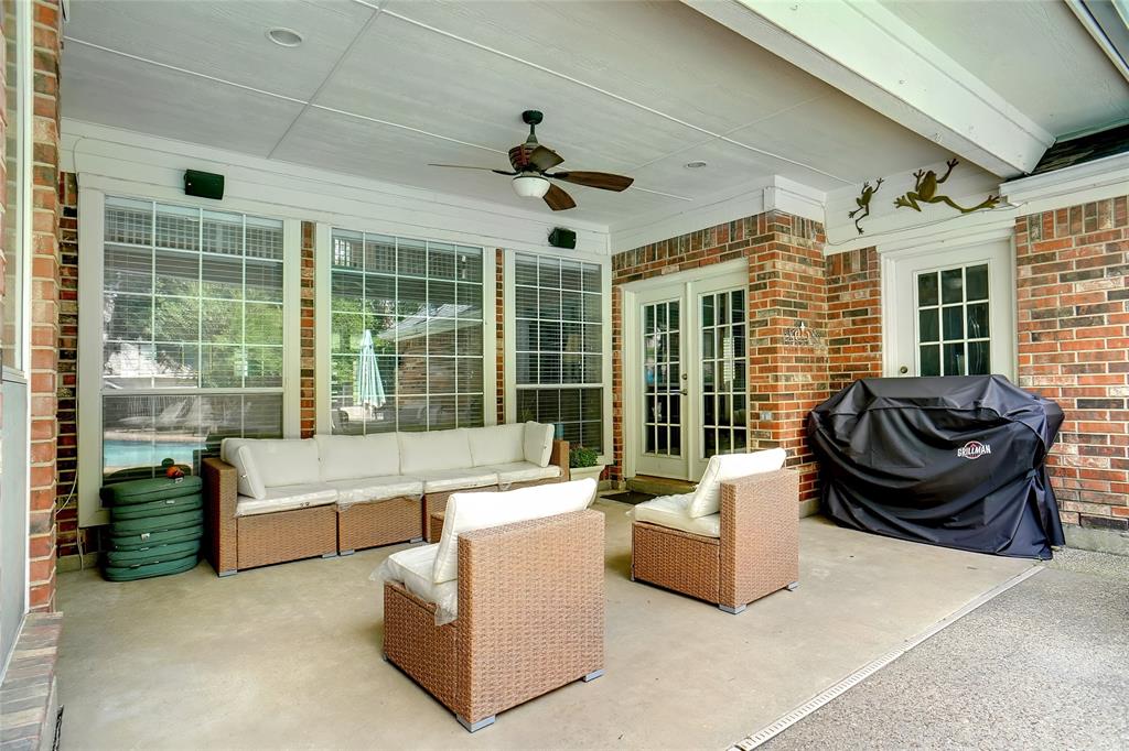 206 Swallow Drive