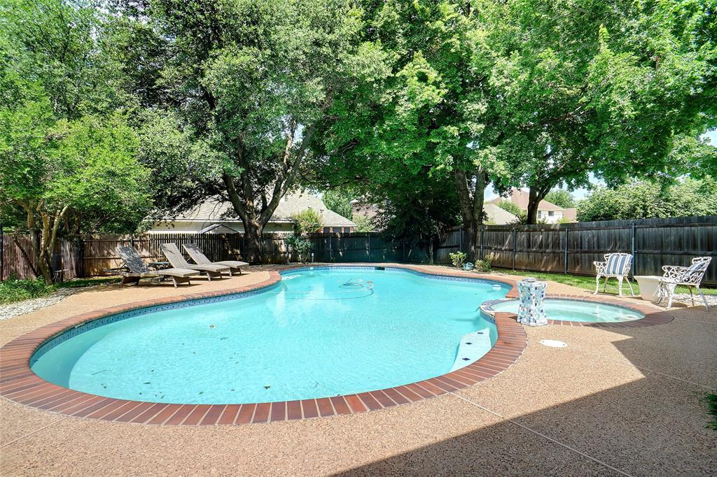 206 Swallow Drive