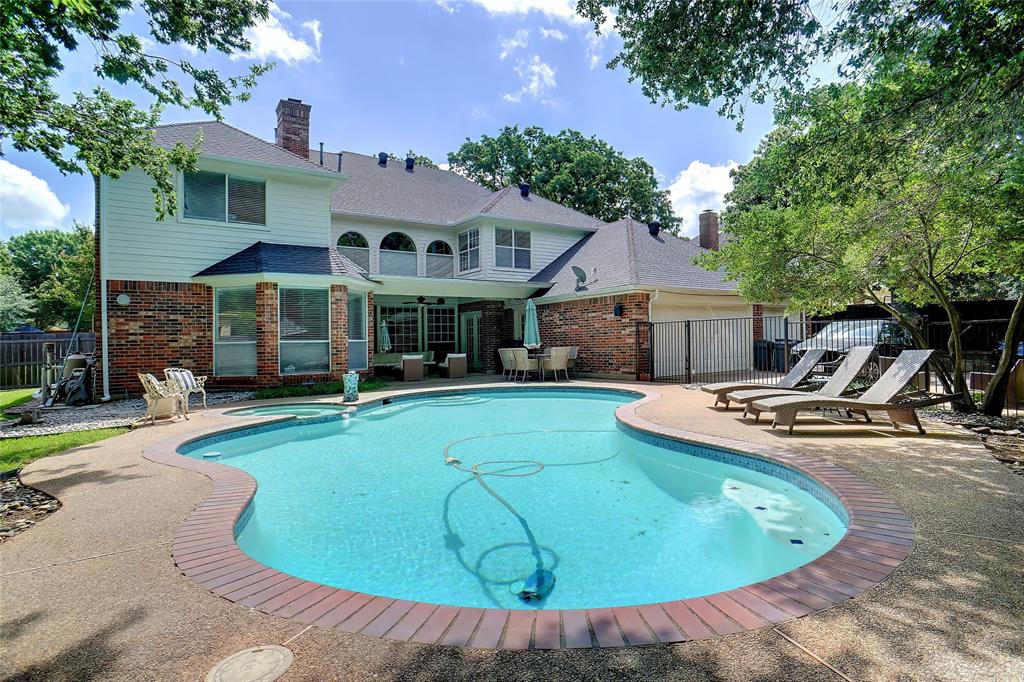 206 Swallow Drive