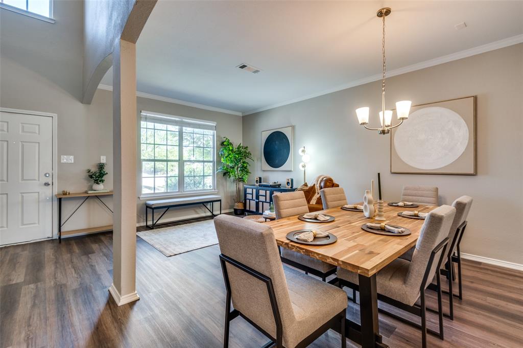 8925 Golden Sunset Trail