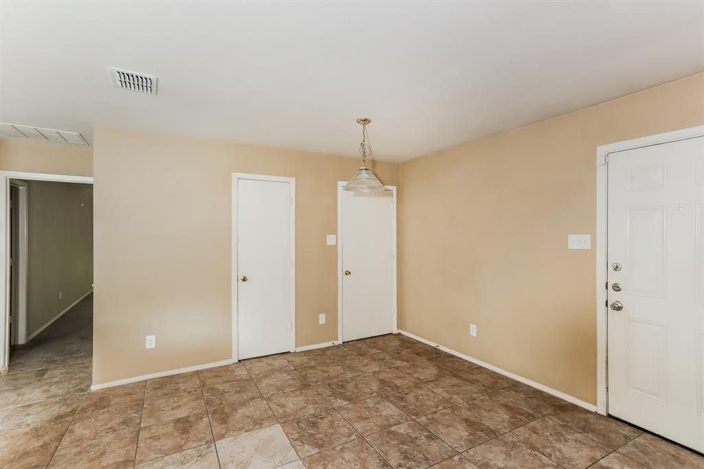 Village Of Runyon Spgs - Residential Lease