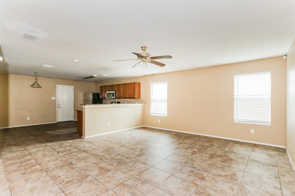 Village Of Runyon Spgs - Residential Lease