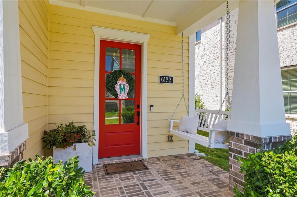 6132 Mayfair Mews