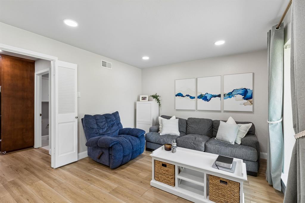 Walnut Gardens - Residential