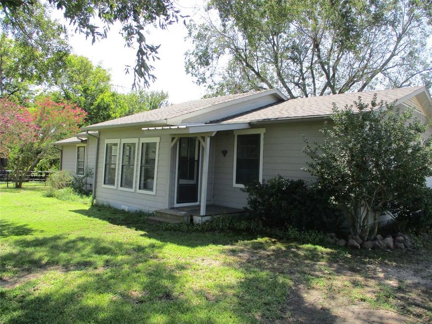 Country farmhouse recently updated and ready for you. 2 bedrooms, 1 bath, large living area, kitchen and dining area. Nice double carport and small storage building. Close to Lake Tawakoni, great location for weekend rental or country get-a-way. Approx. an hour and a half from the Dallas METRO -PLEX, come check it out. Seller financing can get you moved in quickly and if you are wanting more land, an additional 4.44 acres is available. Call today and get ready to move to the country.