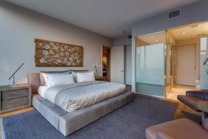 Azure Condo - Residential Lease