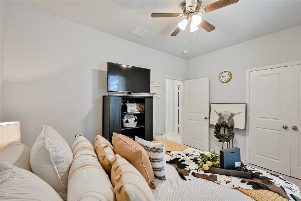 Brook Mdw - Residential Lease