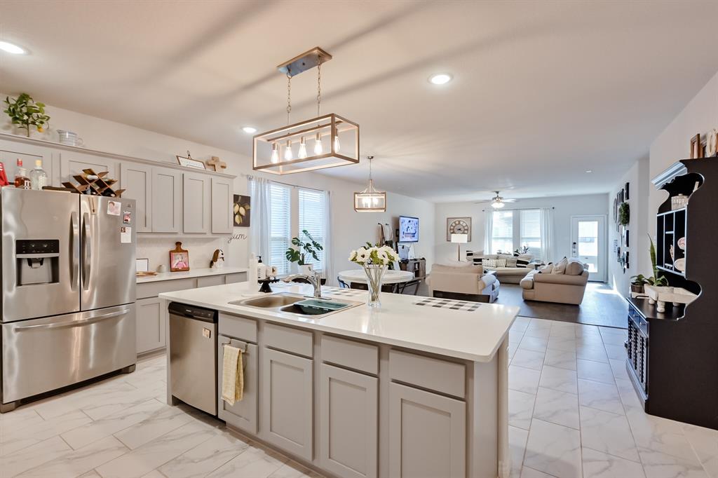 Brook Mdw - Residential Lease