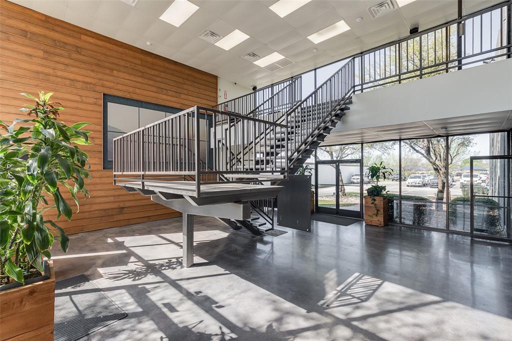 Photo 1 of 6 — 4925 Davis Boulevard private offices, North Richland Hills, TX 76180