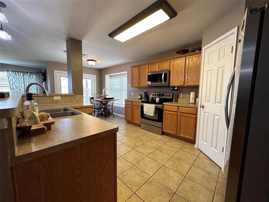 Country Ridge Estates 2 - Residential Lease