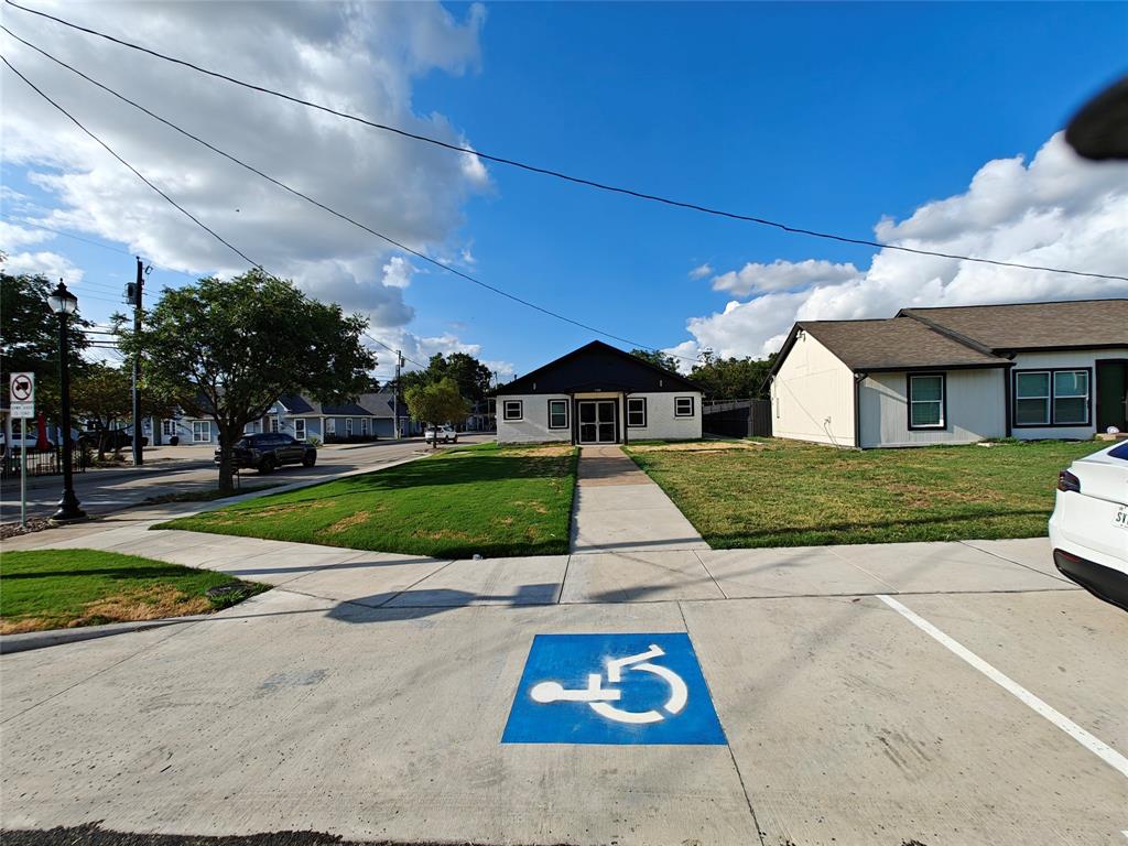 Frisco Original Donation - Commercial Lease