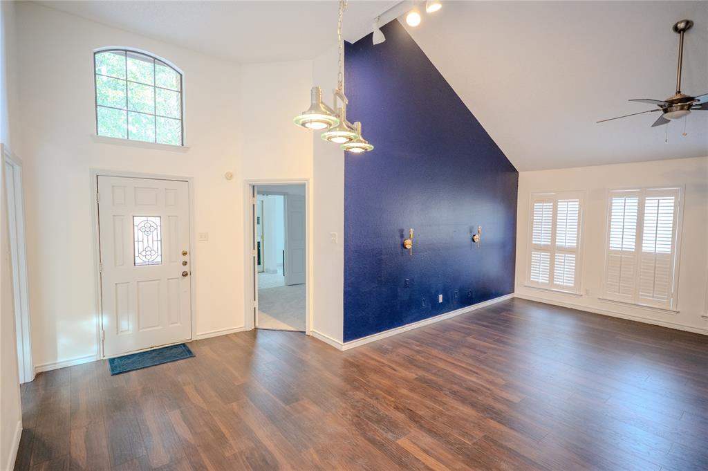 4048 La Costa Court