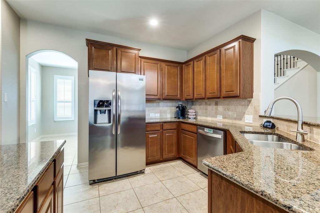 Fort Worth, Texas 76244, United States, 4 Bedrooms Bedrooms, ,3 BathroomsBathrooms,Residential,Contingent,115342