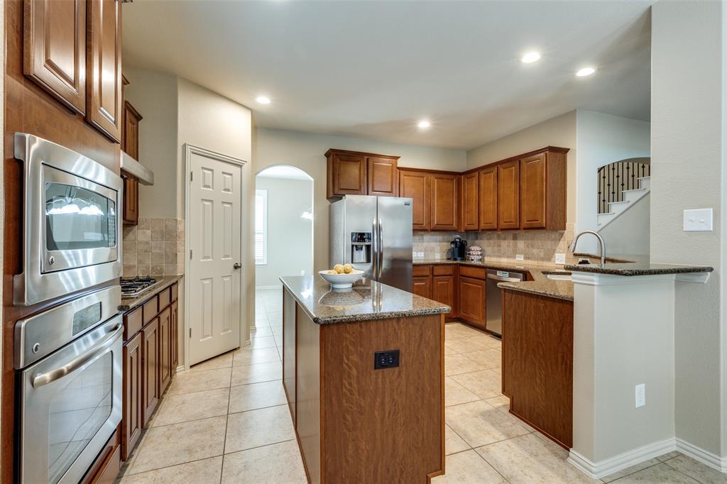 Fort Worth, Texas 76244, United States, 4 Bedrooms Bedrooms, ,3 BathroomsBathrooms,Residential,Contingent,115342