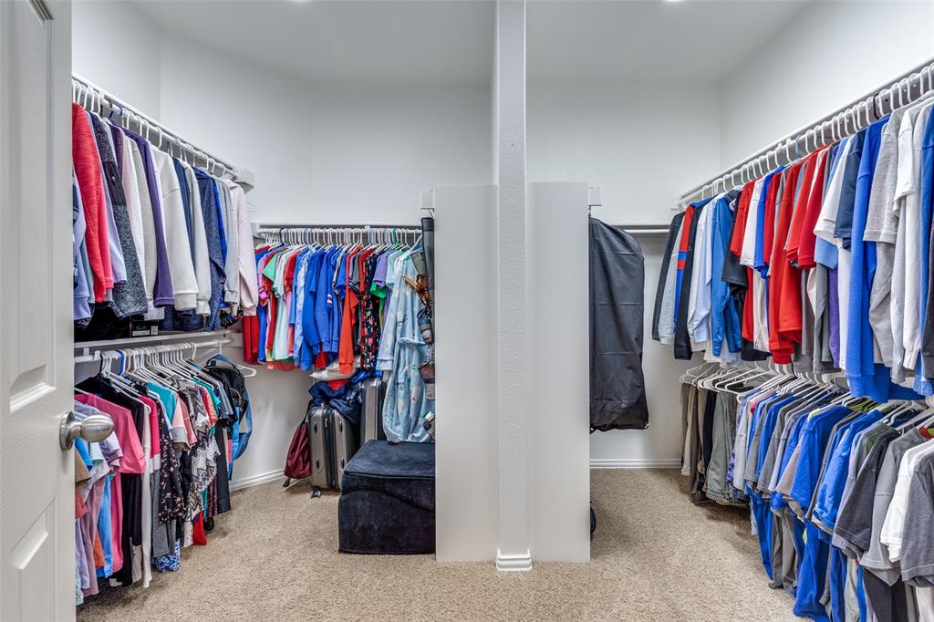 Fort Worth, Texas 76244, United States, 4 Bedrooms Bedrooms, ,3 BathroomsBathrooms,Residential,Contingent,115342