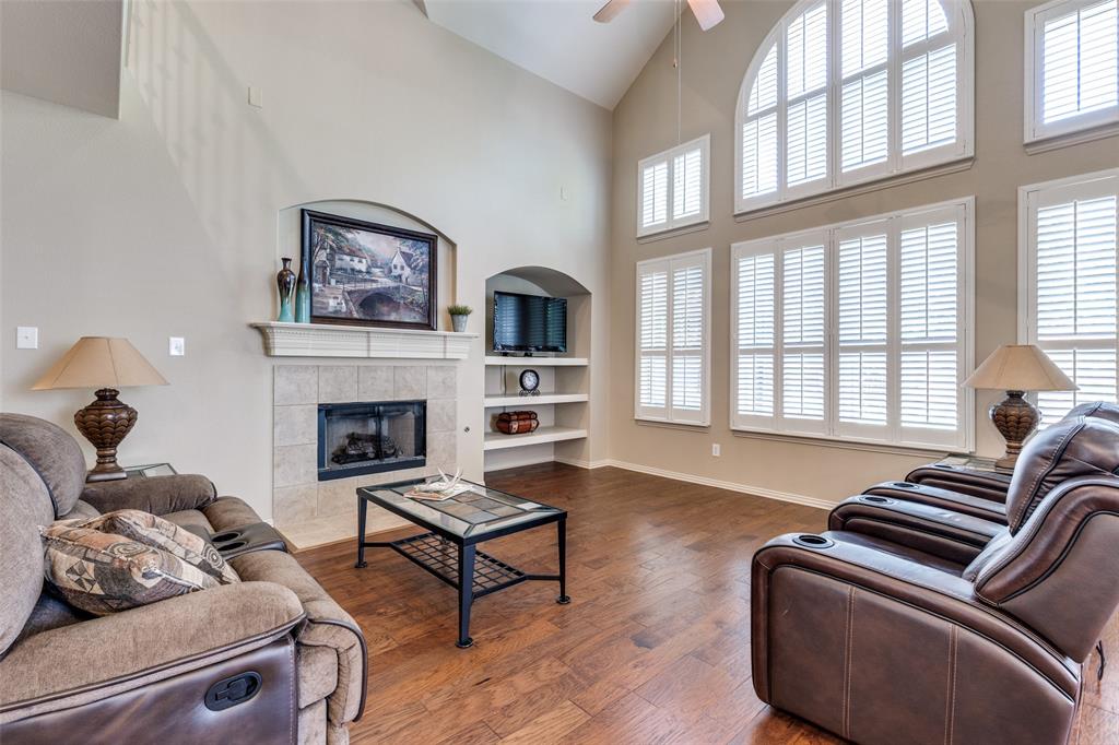 Fort Worth, Texas 76244, United States, 4 Bedrooms Bedrooms, ,3 BathroomsBathrooms,Residential,Contingent,115342