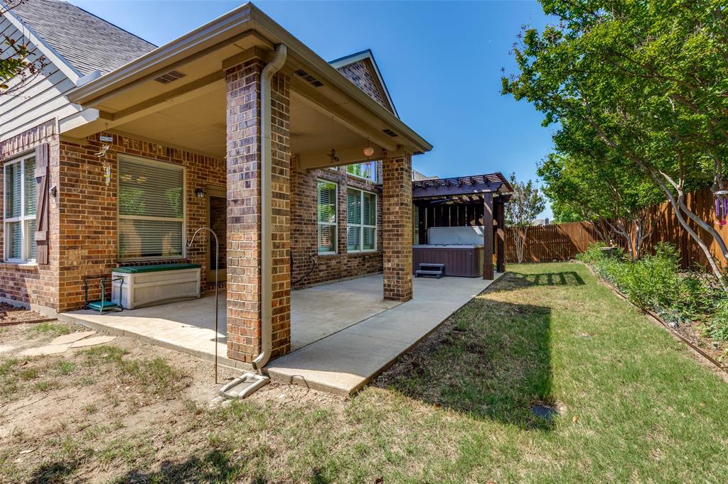 Fort Worth, Texas 76244, United States, 4 Bedrooms Bedrooms, ,3 BathroomsBathrooms,Residential,Contingent,115342