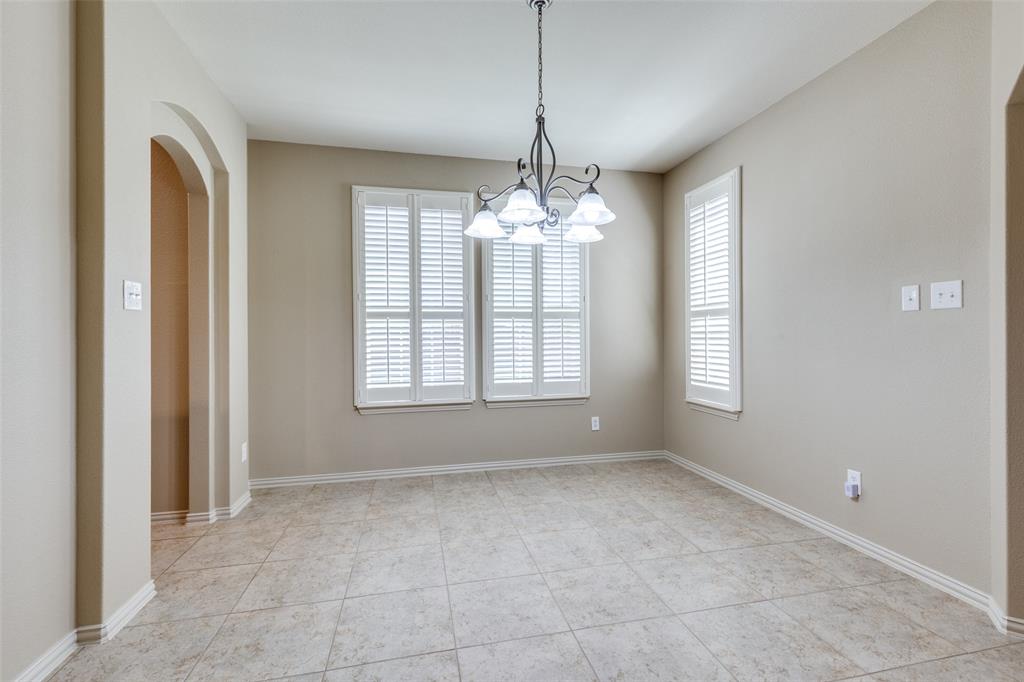 Fort Worth, Texas 76244, United States, 4 Bedrooms Bedrooms, ,3 BathroomsBathrooms,Residential,Contingent,115342