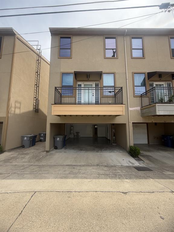 Bryan Street Twnhms - Residential
