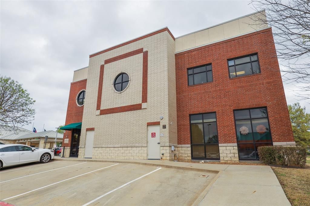 Photo of 1575 Redbud Boulevard #100, McKinney, TX 75069 (MLS # 21215412)