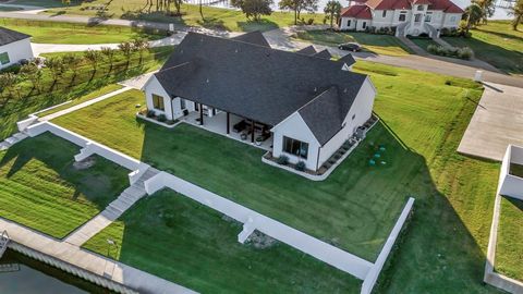 A home in Corsicana