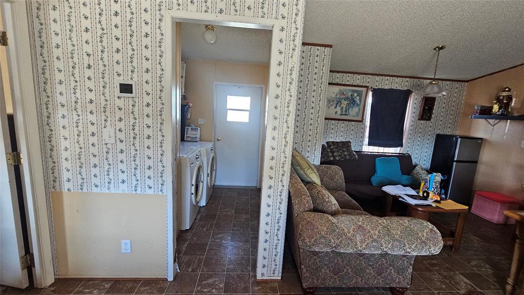 Western Lake Estate - Residential