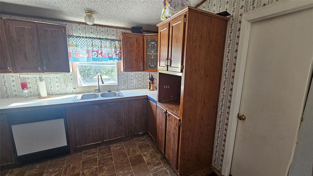 Western Lake Estate - Residential