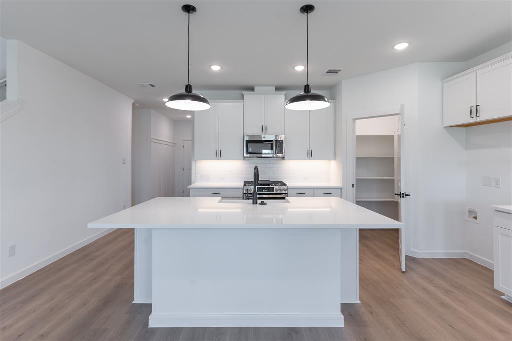 Rolling Ridge - Residential Lease