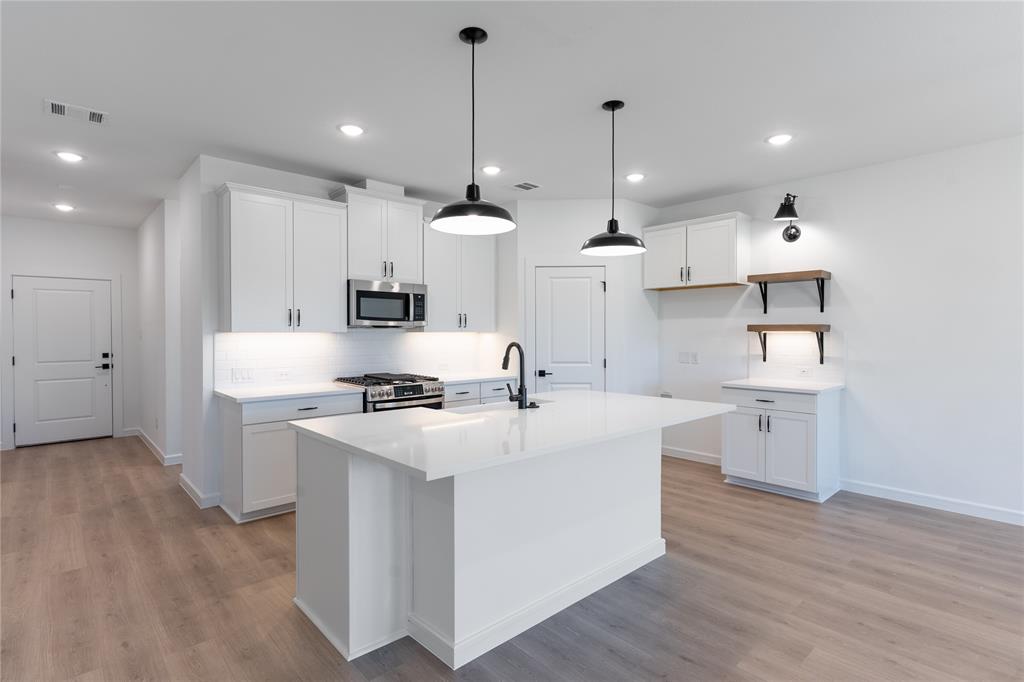 Rolling Ridge - Residential Lease