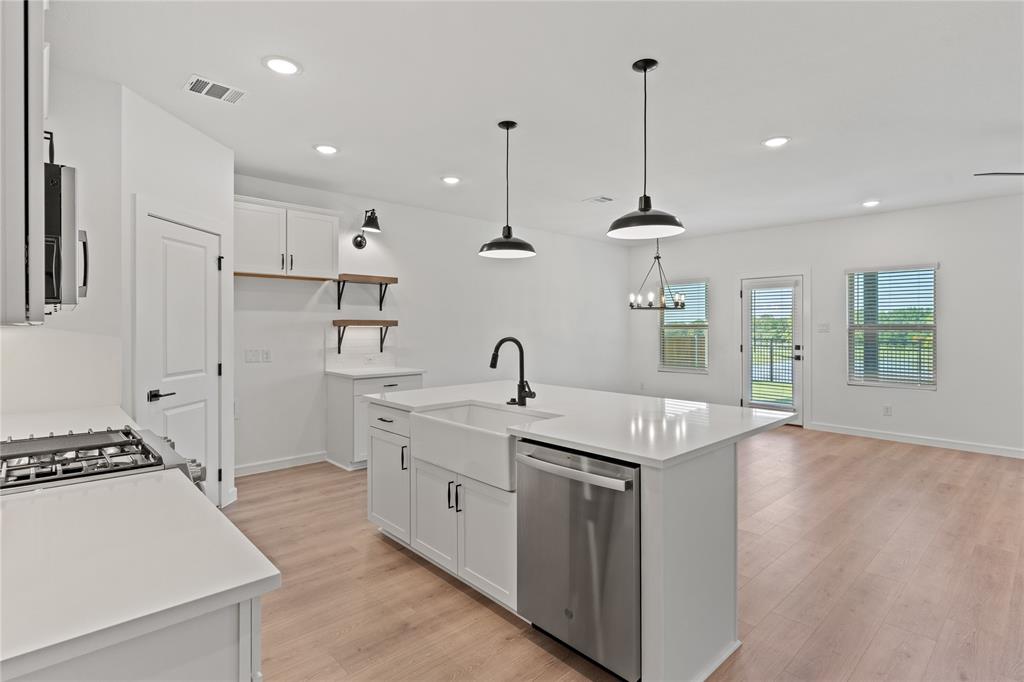 Rolling Ridge - Residential Lease