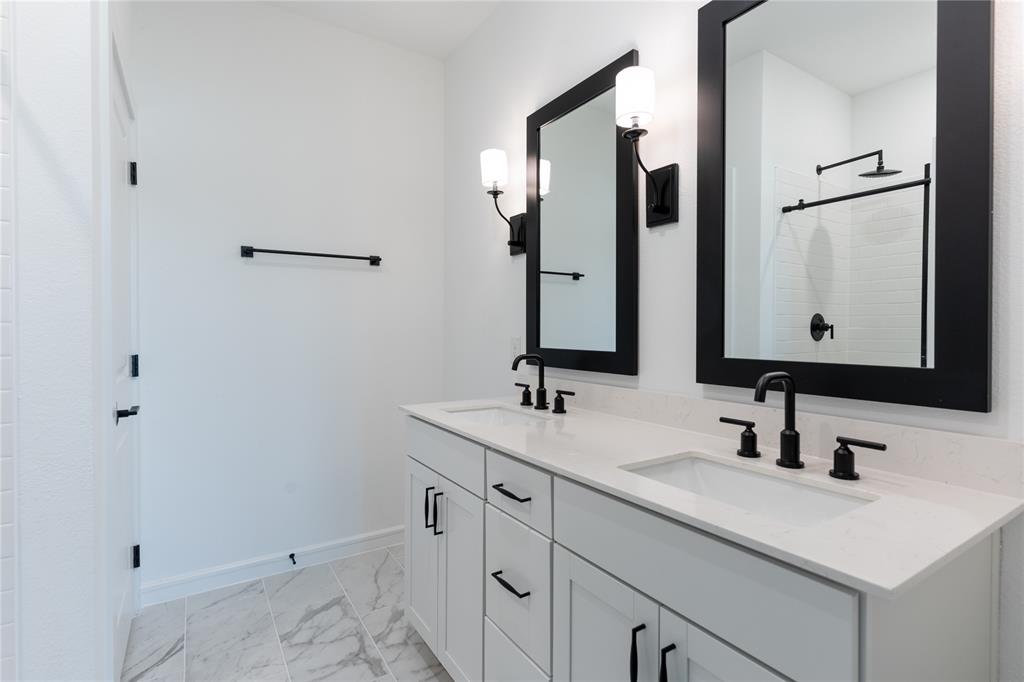 Rolling Ridge - Residential Lease