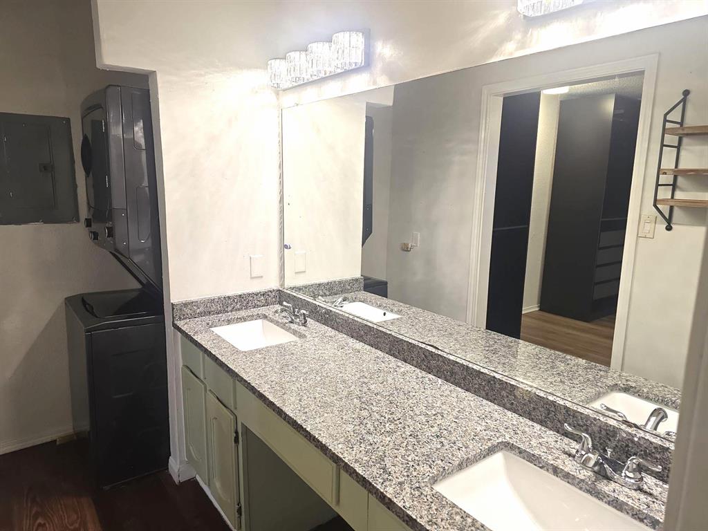 University Park Condo - Residential