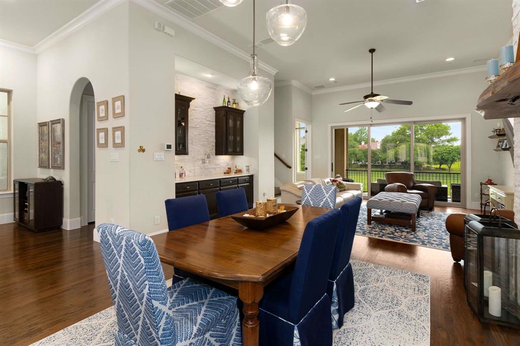 Vue Las Colinas - Residential