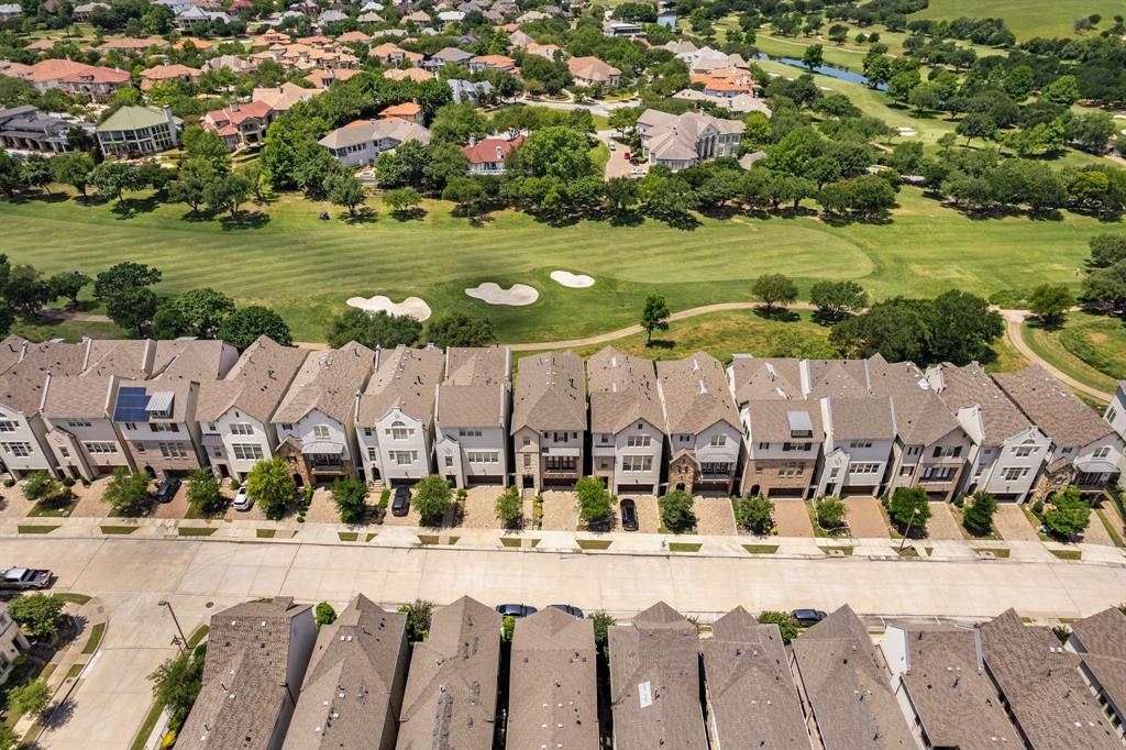 Vue Las Colinas - Residential