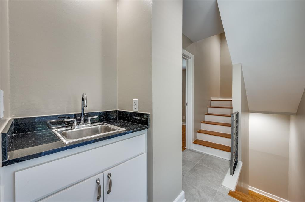 Views At Newton Condos - Residential Lease