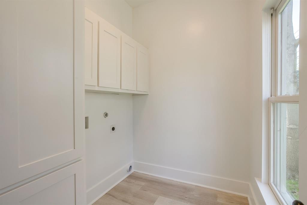 Lawn Place Add - Residential