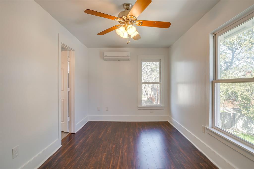 Lawn Place Add - Residential