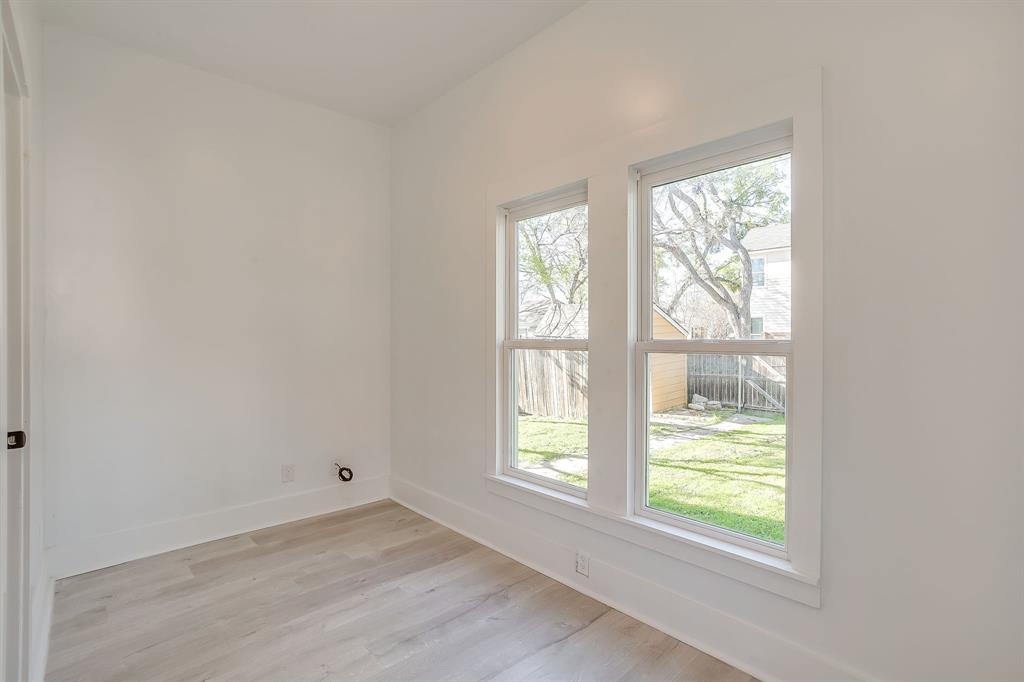 Lawn Place Add - Residential