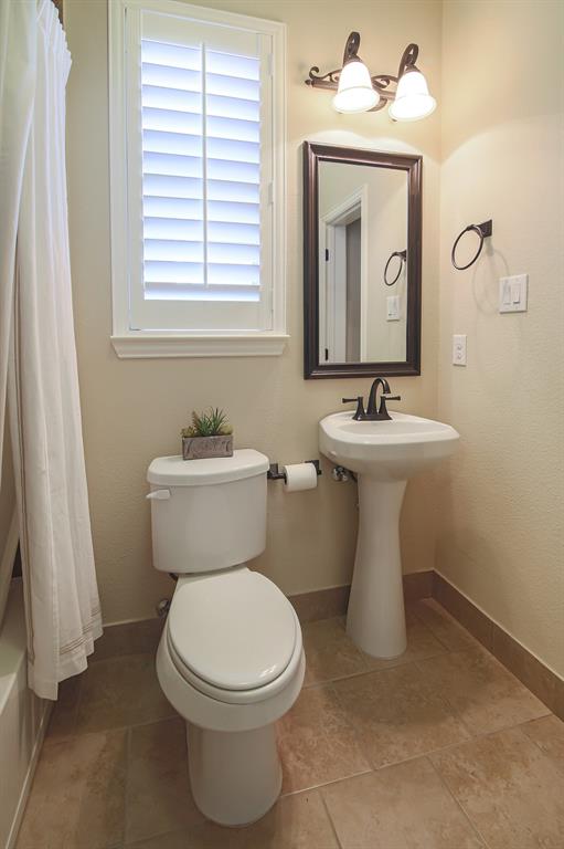 Townhomes/Camp Wisdom - Residential