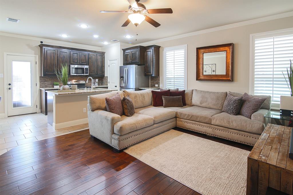 Townhomes/Camp Wisdom - Residential