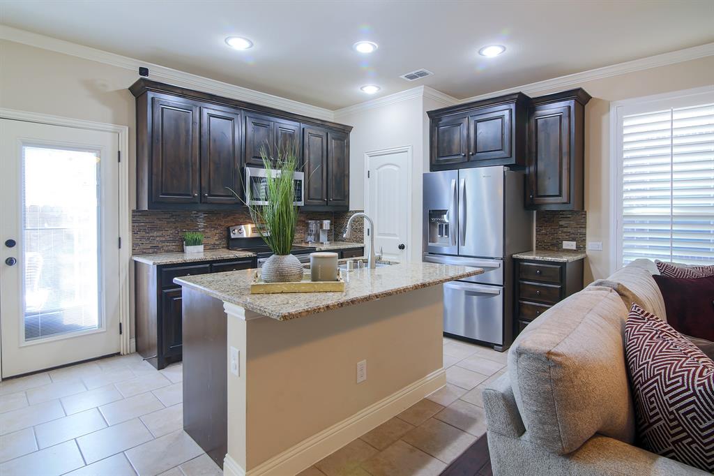 Townhomes/Camp Wisdom - Residential