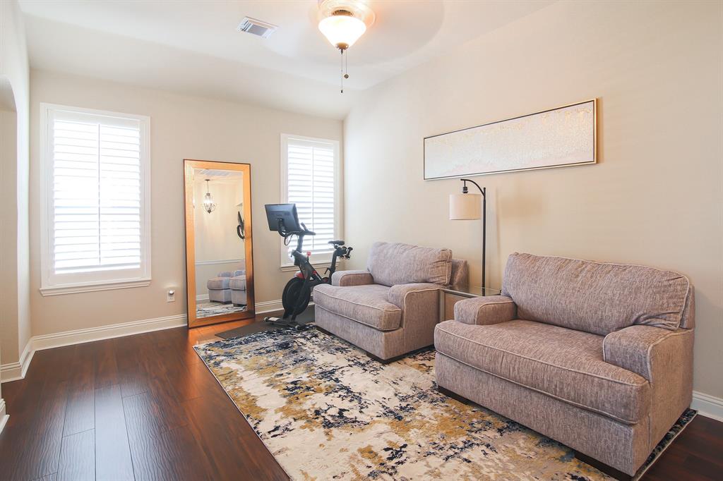 Townhomes/Camp Wisdom - Residential