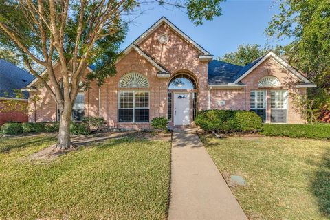 Photo of 112 Falcon Creek Drive, McKinney, TX 75072 (MLS # 21197074)