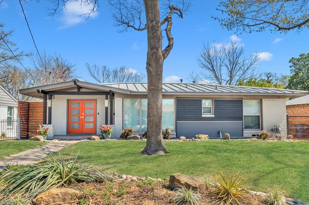 Dallas, Texas 75228, United States, 4 Bedrooms Bedrooms, ,4 BathroomsBathrooms,Residential,Active,137006