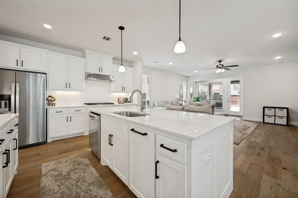 8440 Colburn