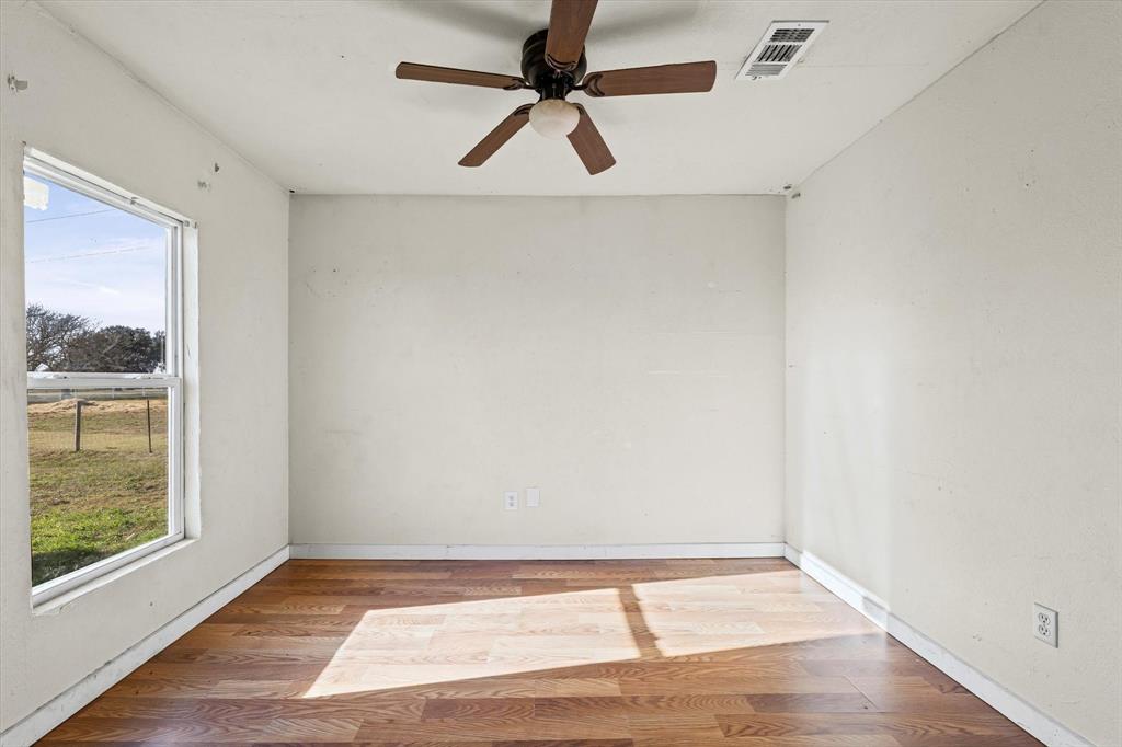 Tomas De La Vega - Residential