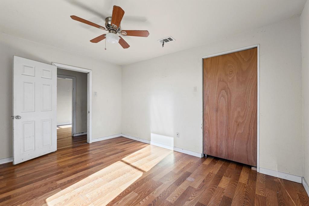 Tomas De La Vega - Residential