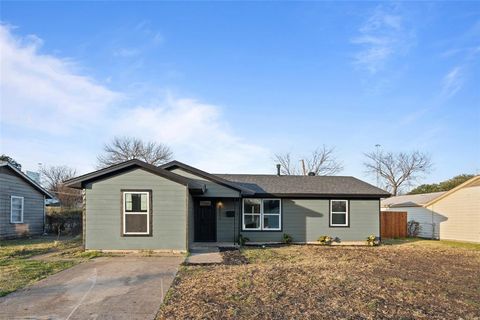 8423 Glen Regal Drive Dallas TX 75243