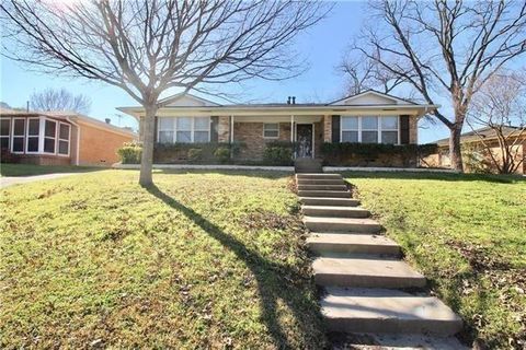 2339 Rockyglen Drive Dallas TX 75228