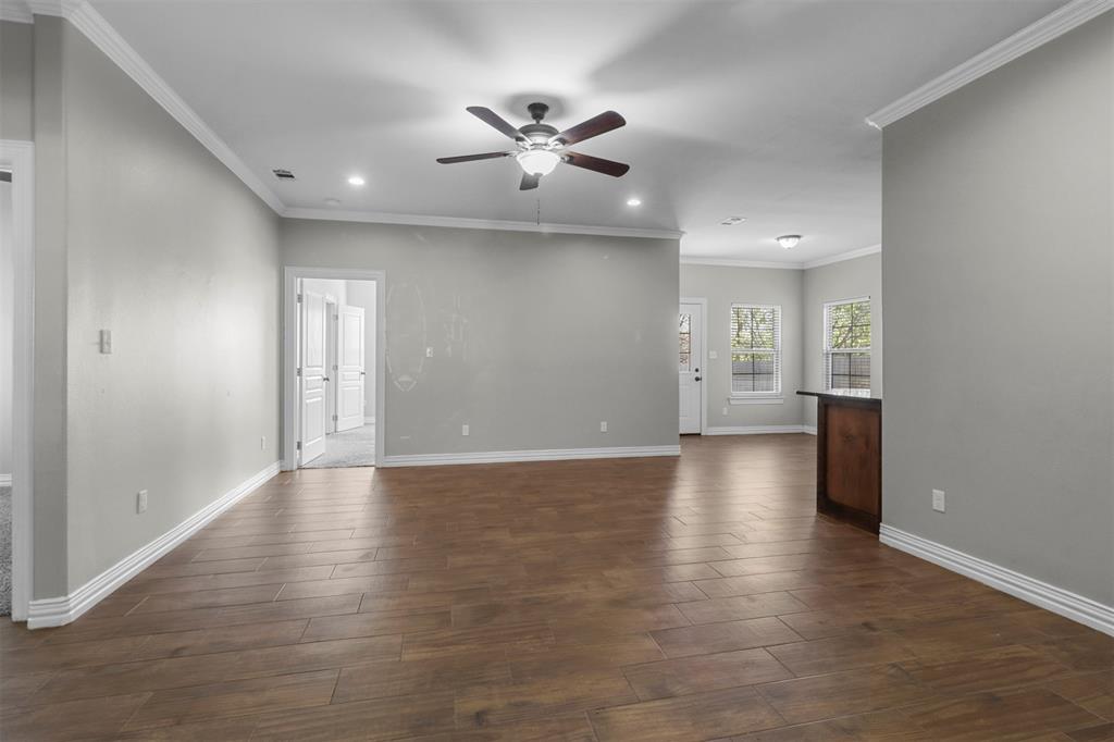 J C Linnstaedts Add - Residential Lease